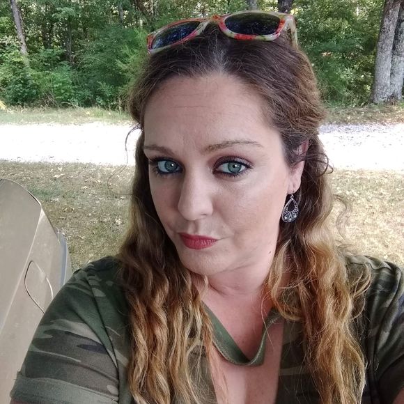 Meet your Posher, Bree - Picture 1 of 1